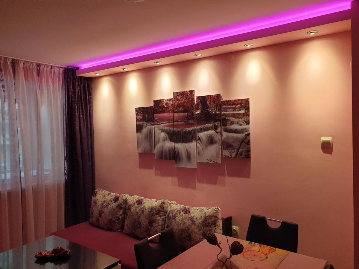 Apartment Nicole Varna Buitenkant foto