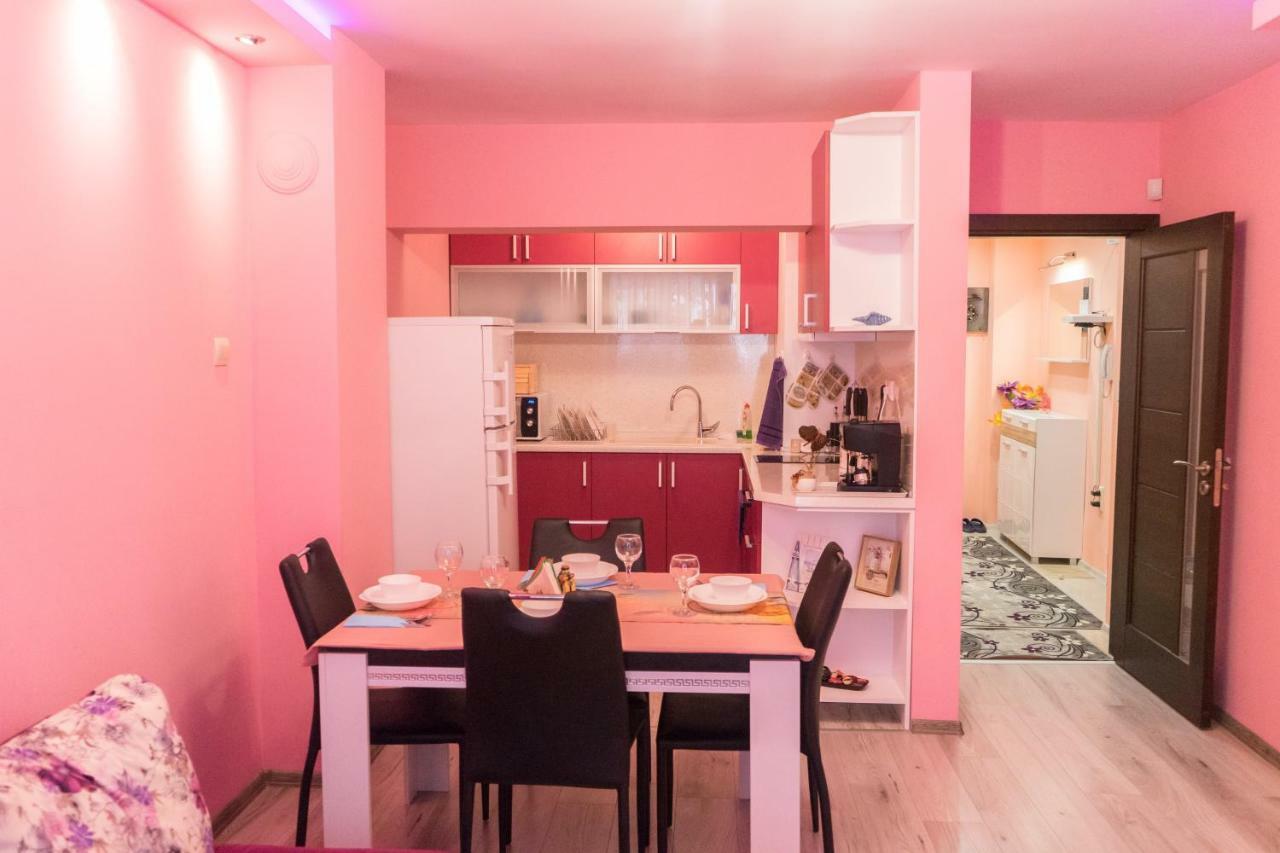 Apartment Nicole Varna Buitenkant foto